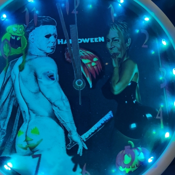 Micheal Myers Halloween led clock - Picture 4 of 4